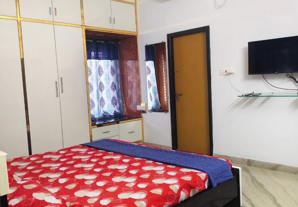 Nellore House | Spacious 3-bedroom house in beautiful Nellore with AC