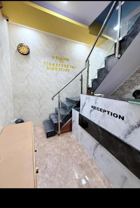 Mumbai Hostel | New Signature Inn Dormaitory