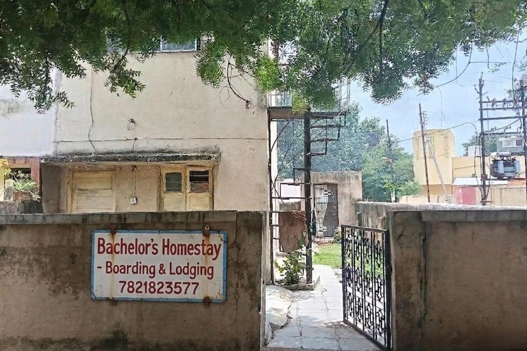Aurangabad House | Bachelor's Homestay - Boarding & Lodging