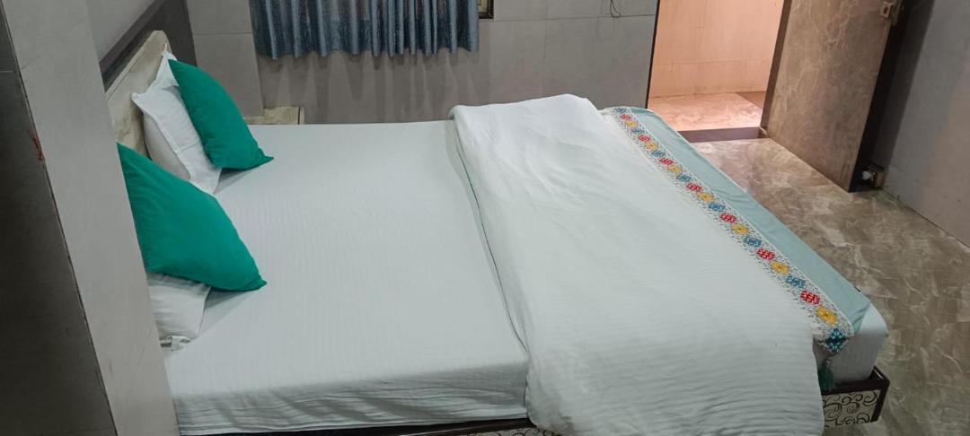 Daulatabad Hotel | Vishwa hotel and lodging