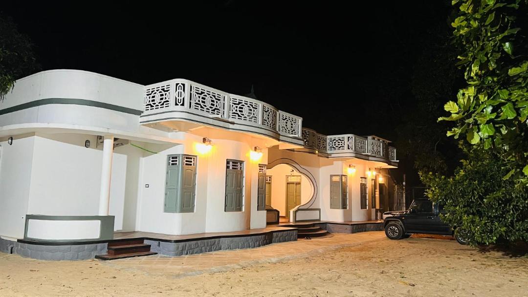 Cherthala Bed & Breakfast | Poonath House Nr Arthunkal Beach Alappuzha Kerala