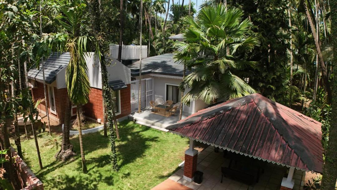 Alibaug Villa | ReSync Areca - 3BR villa with Pool, Private Theatre, Snooker Room and Curated Meals