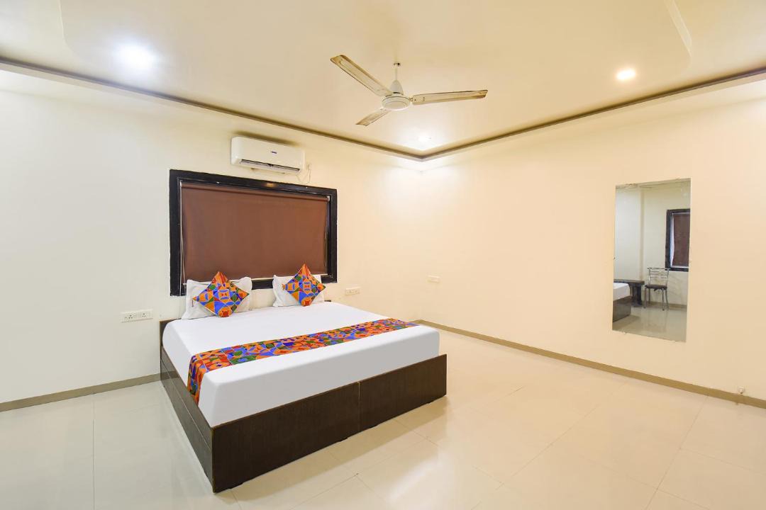 Balewadi Hotel | FabHotel Nirvana