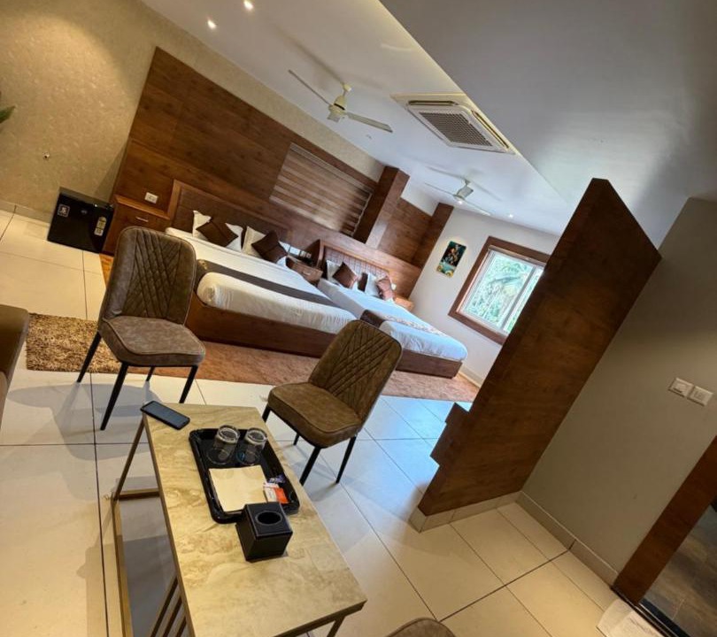 Thalassery Hotel | Raravies family restaurent Mattanur,Near Kannur airport