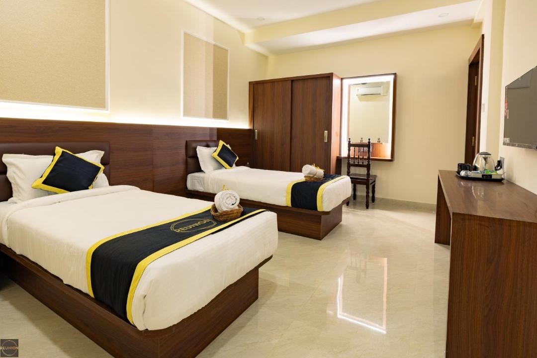 Udupi Hotel | Reunion De Homes - Premium Suites