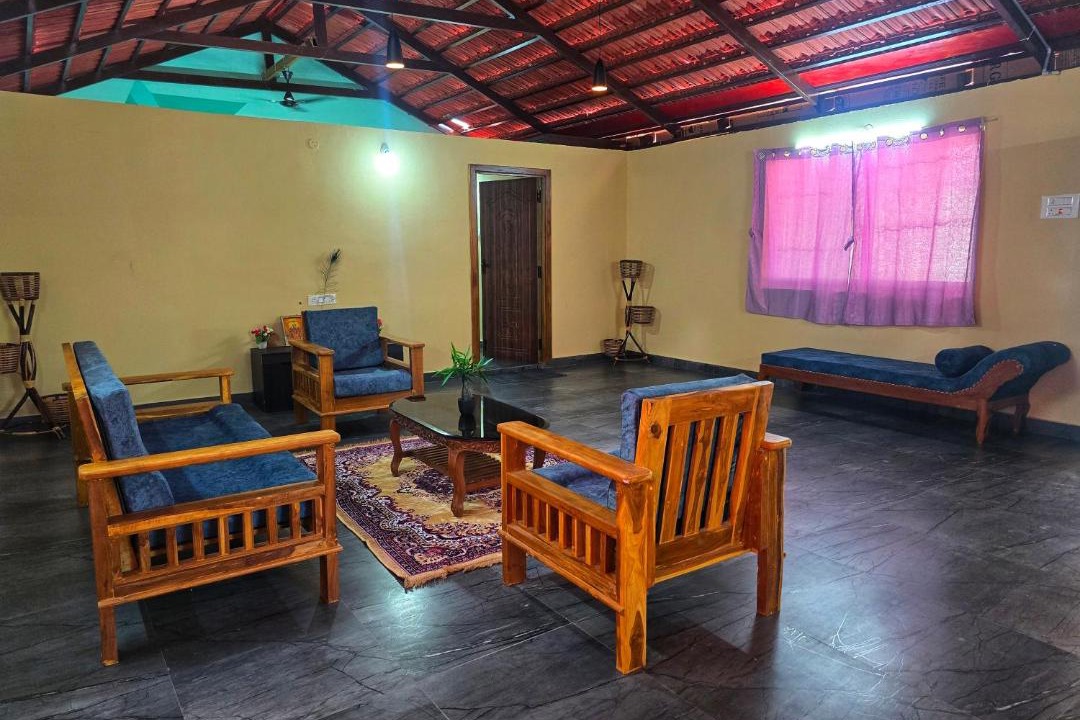 Perumal Kovil Pathy Villa | Siruvani Forest Farmstay By Shivalaya Stays