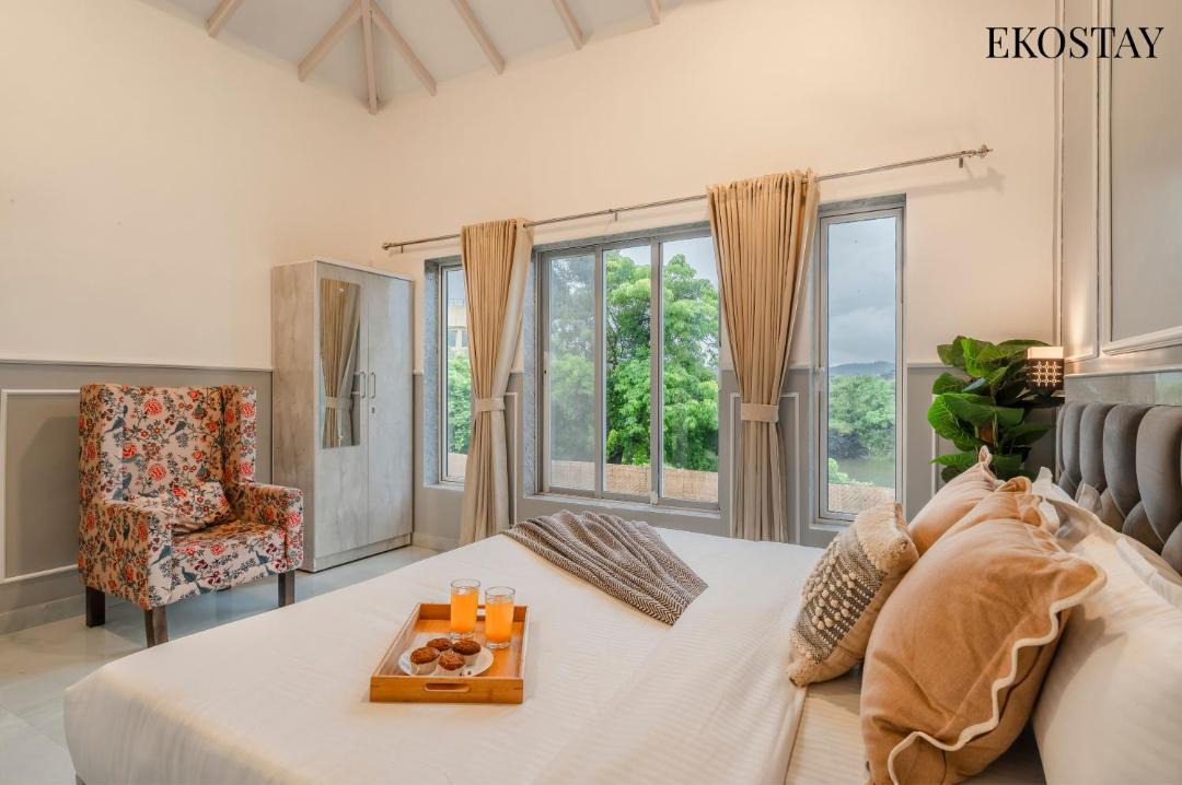 Chondhi Villa | EKOSTAY - Cherry Blossom