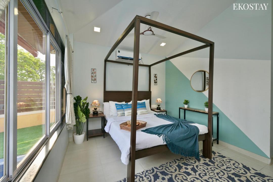 Tivarekar Wadi Villa | EKOSTAY - Pinewood Villa