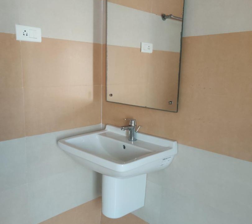 Bhimunipatnam Apartment | siva rama resort, 500 person day time & day & night person 700 ac with attached bathroom ,geezars 20 pix night stay,50 members setting, 2swimming pools,Box cricket ,settil, vally ball, foot ball, basket ball day & night play dora thota,to bheemili, vizag