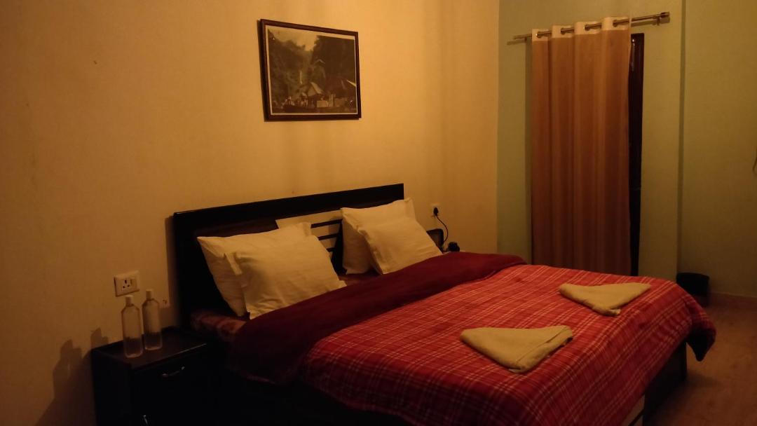 Kanatal Hotel | Winterline Woods