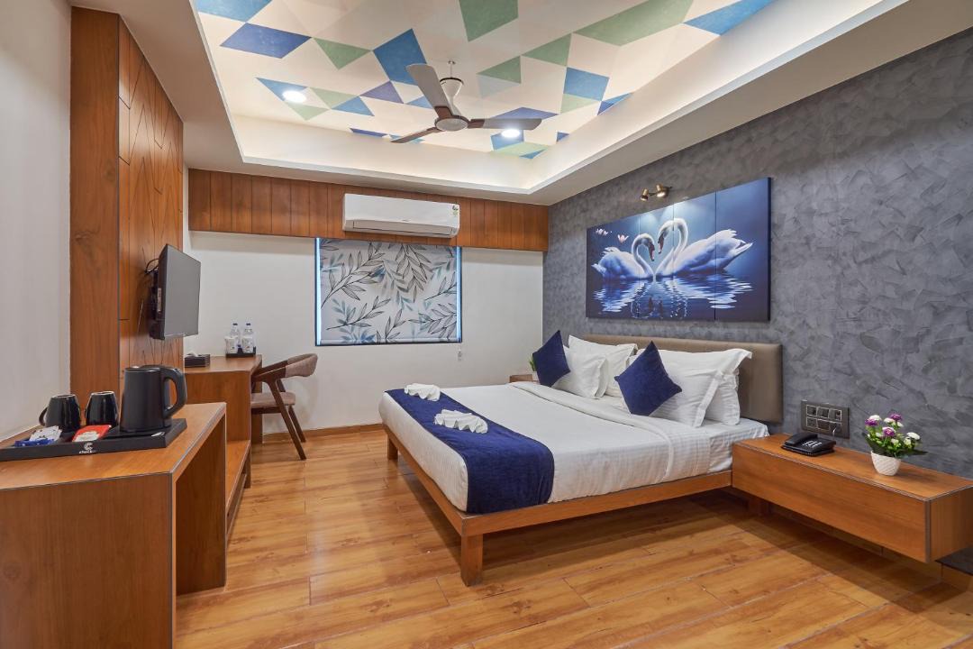 Rajpipla Hotel | The Scenic Unity