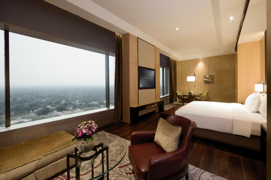 Koregaon Park Hotel | Conrad Pune