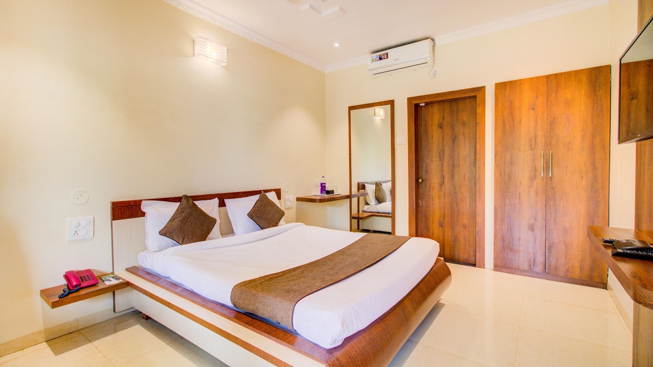 Photo of Bedroom in Mahabaleshwar