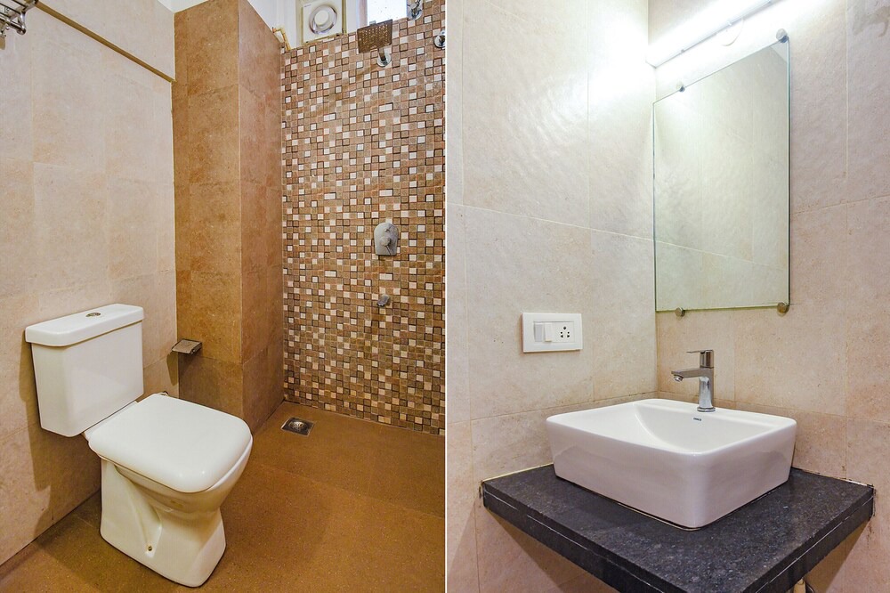 Photo of Bathroom in Caranzalem