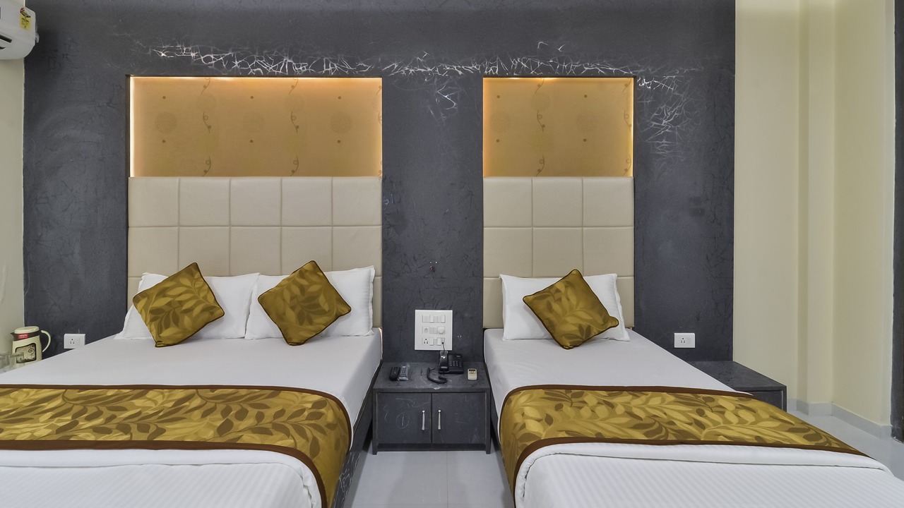 Photo of Bedroom in Dadar East