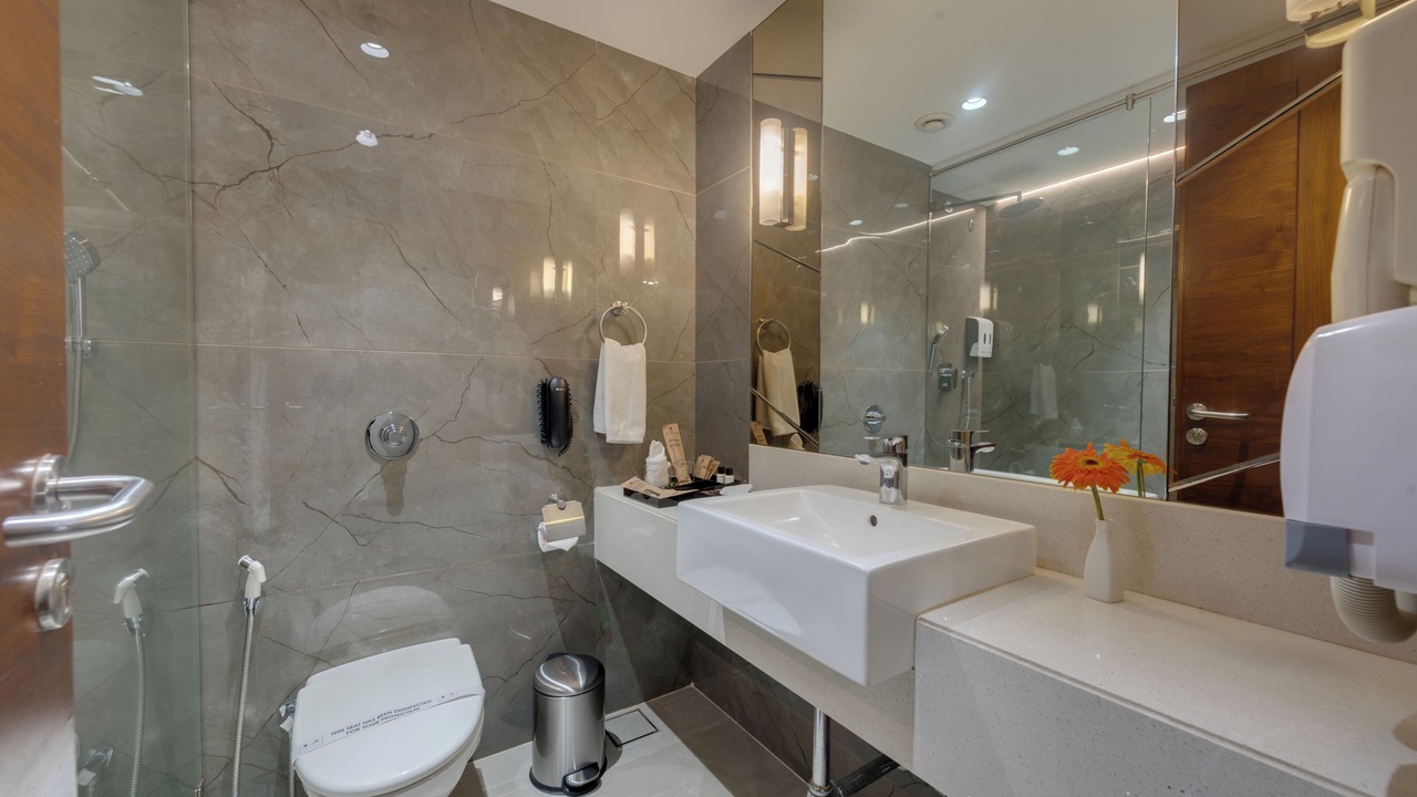 Photo of Bathroom in Vile Parle