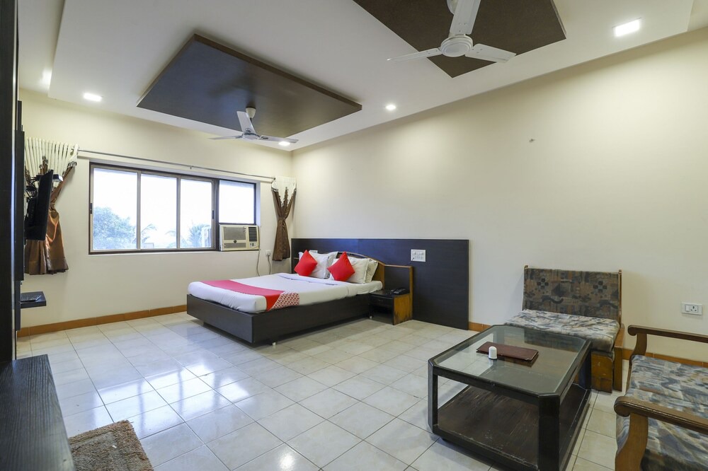 Photo of Bedroom in Pardi