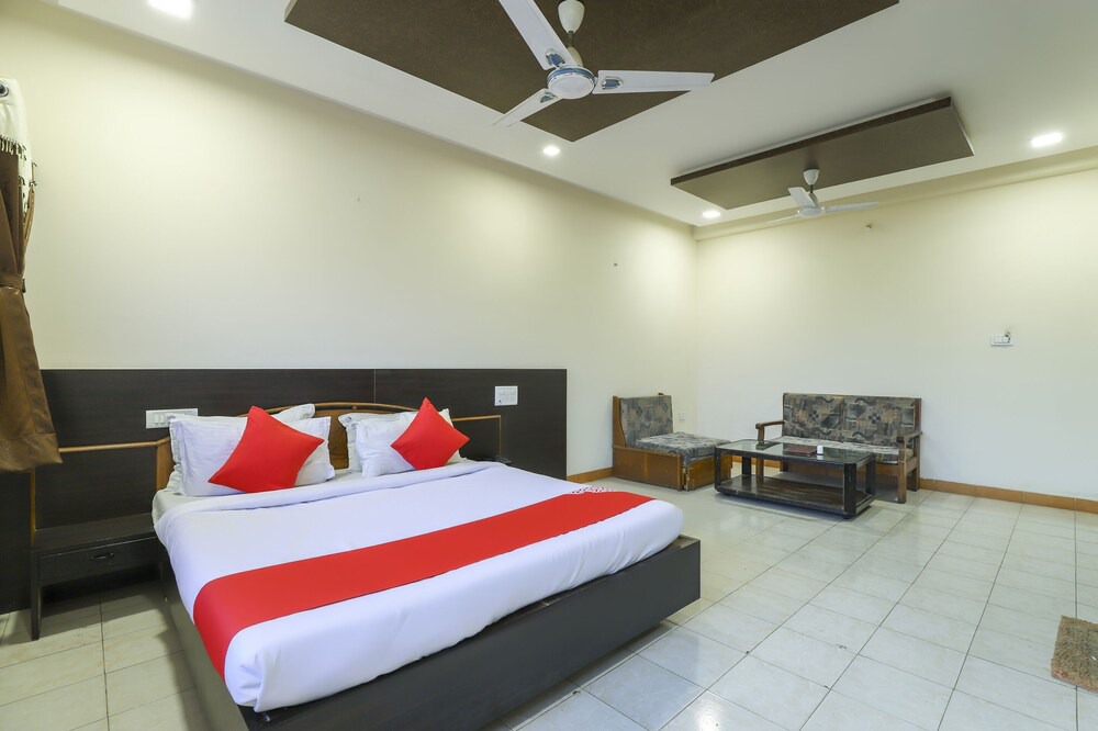 Photo of Bedroom in Pardi