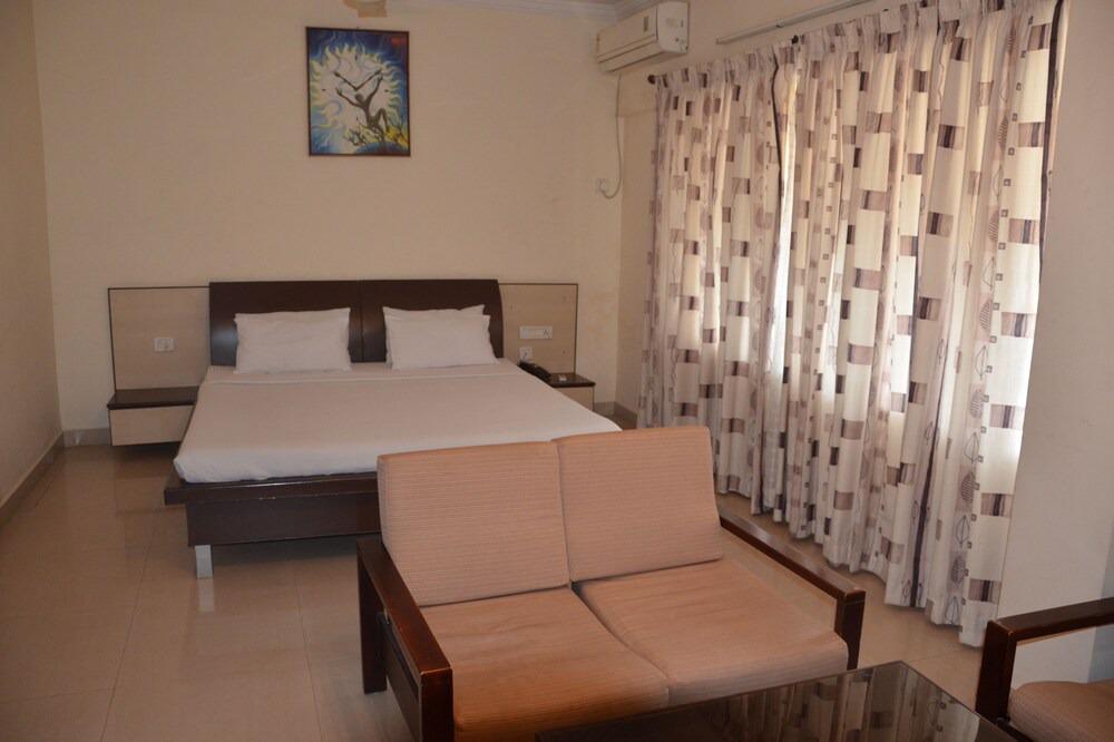 Photo of Bedroom in Hampankatta