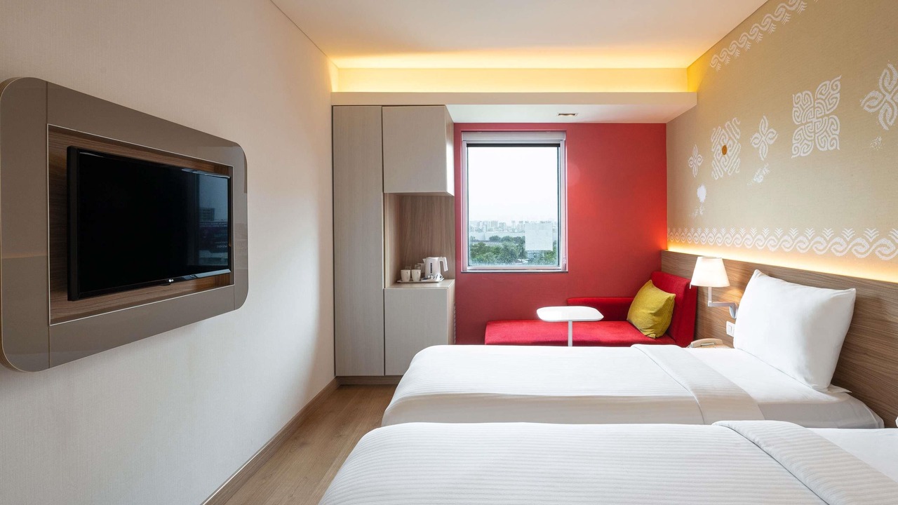 Photo of Bedroom in Vile Parle East