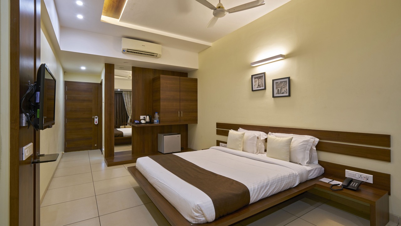 Photo of Bedroom in Kolhapur
