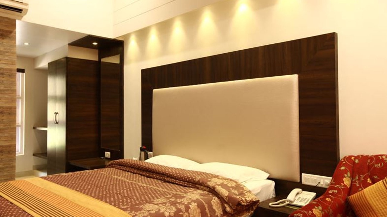 Photo of Bedroom in Matheran