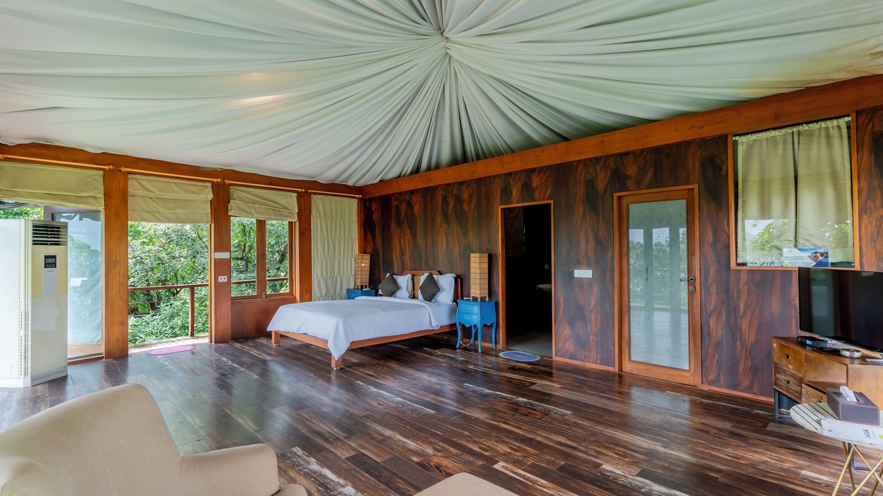 Photo of Bedroom in Mangaon