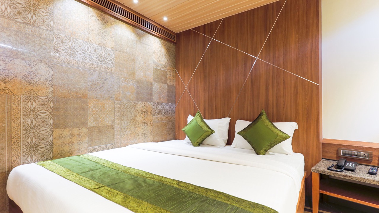 Photo of Bedroom in Malad West