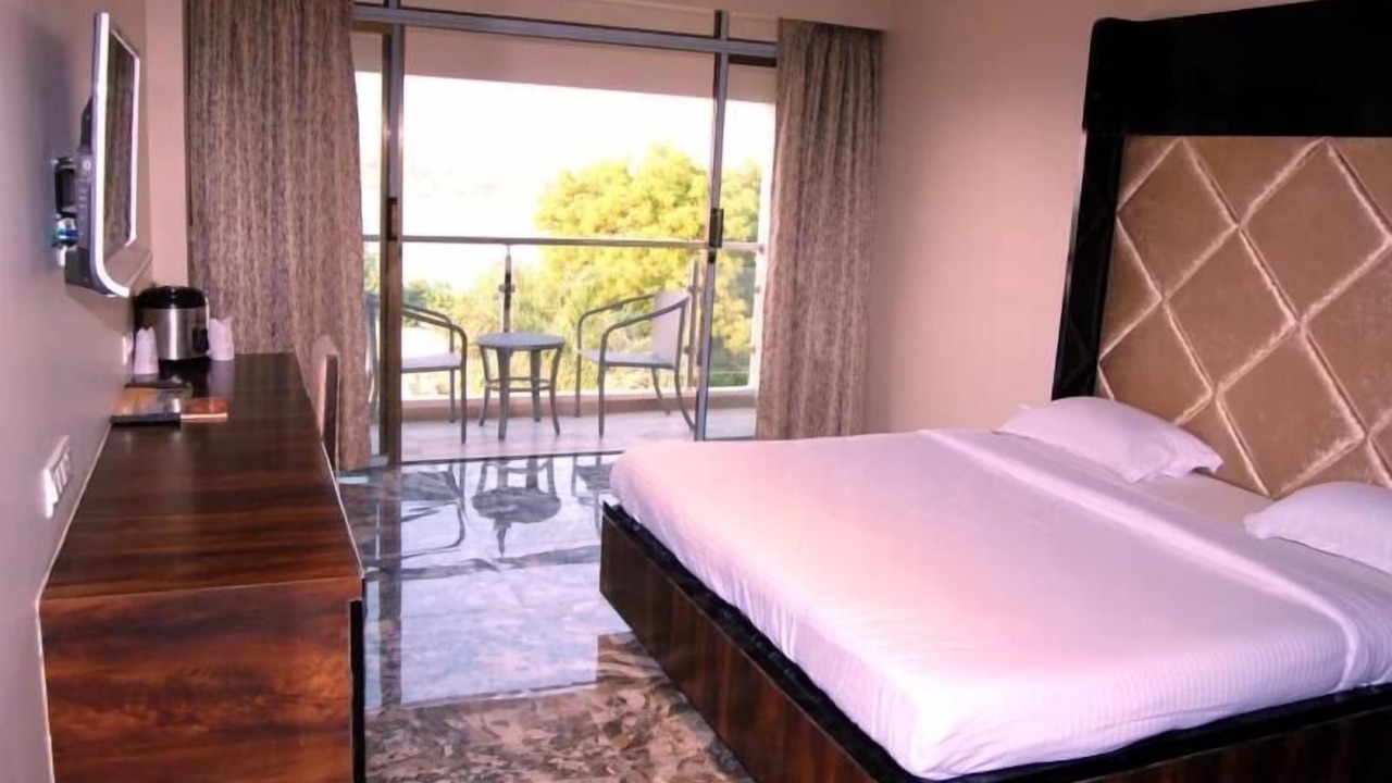 Photo of Bedroom in Diu
