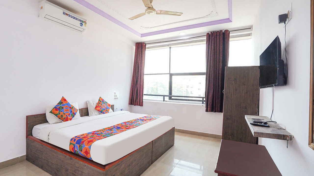 Photo of Bedroom in Hadapsar