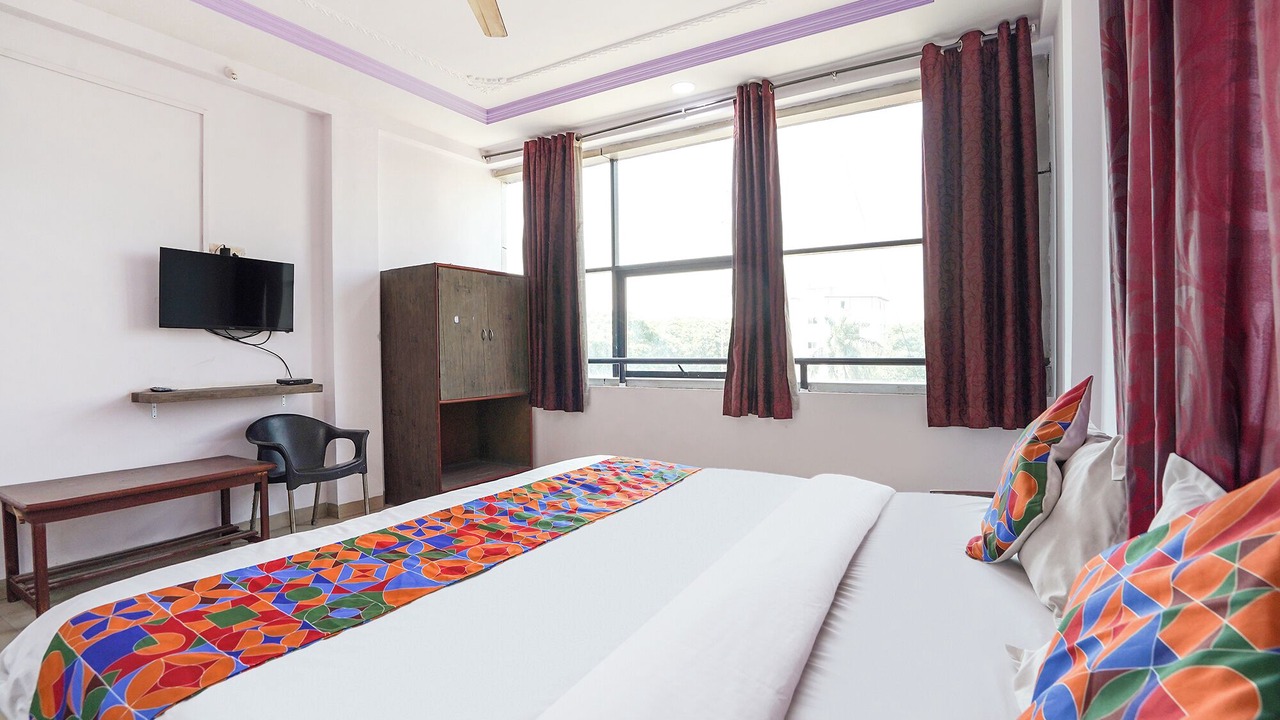 Photo of Bedroom in Hadapsar