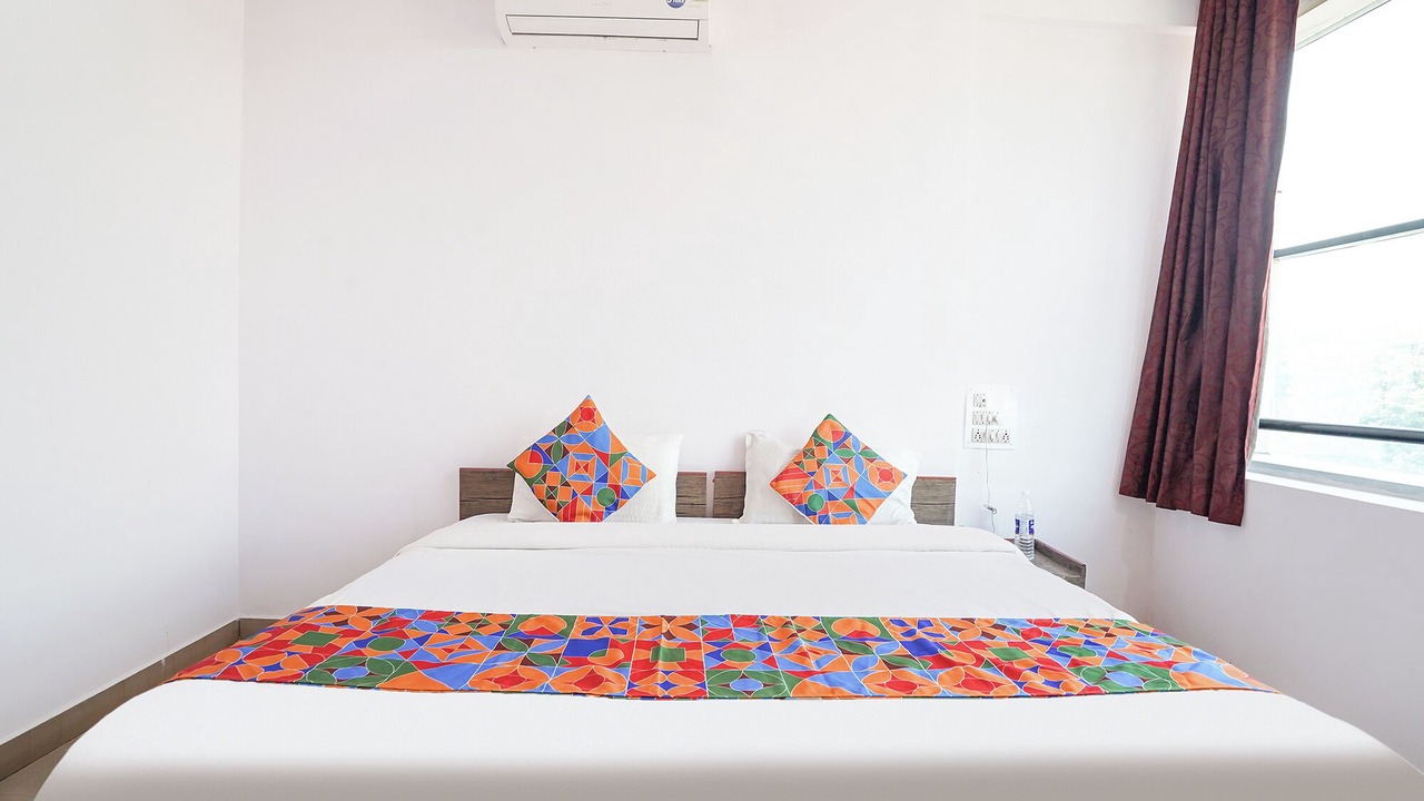 Photo of Bedroom in Hadapsar