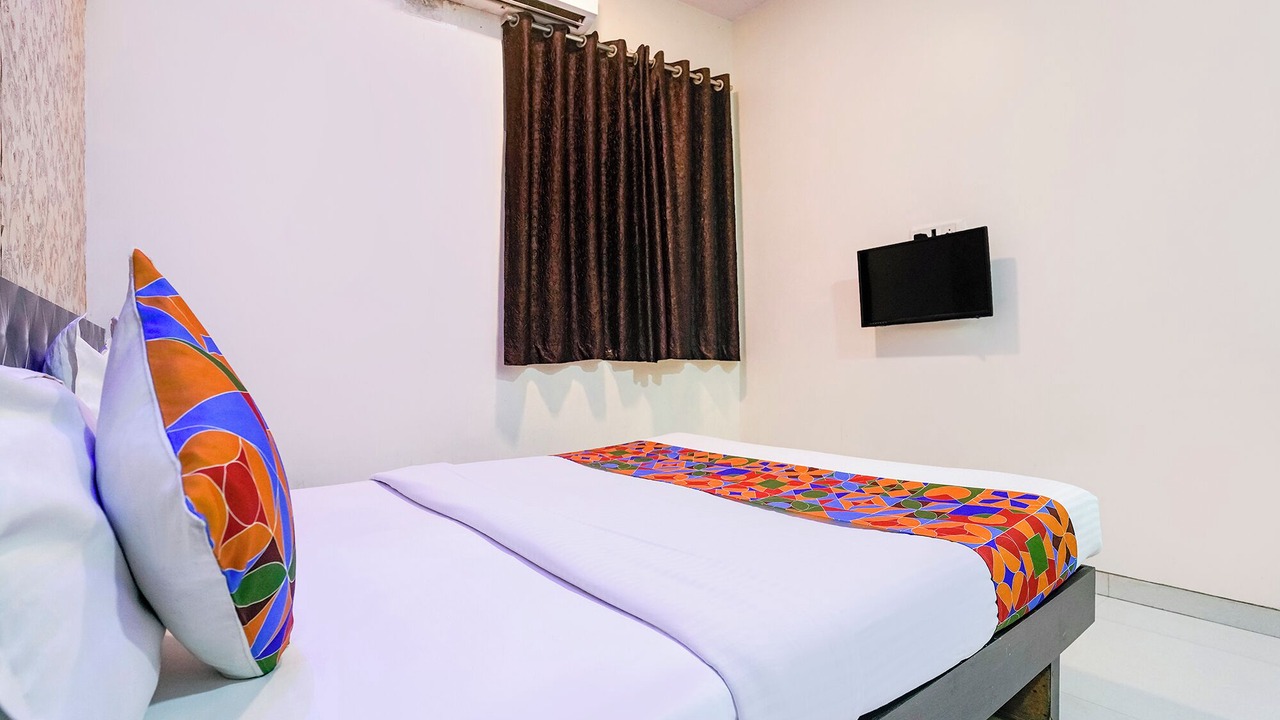 Photo of Bedroom in Kandiwali West