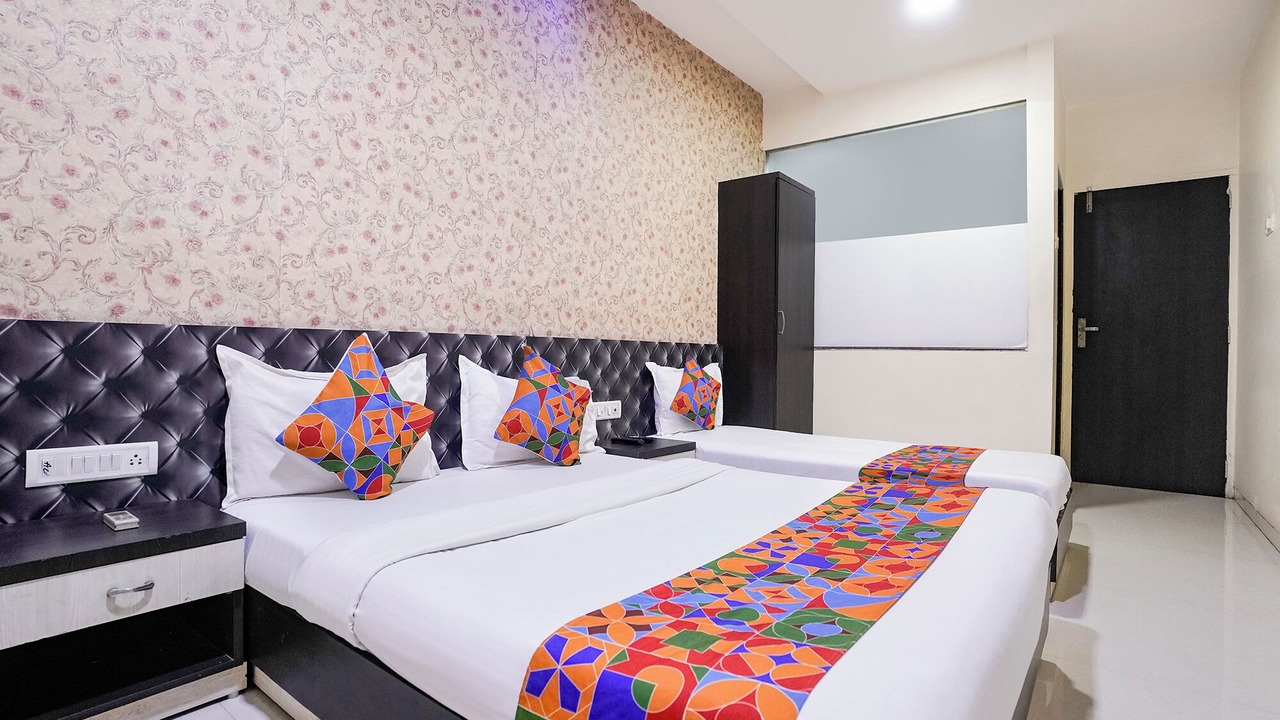 Photo of Bedroom in Kandiwali West