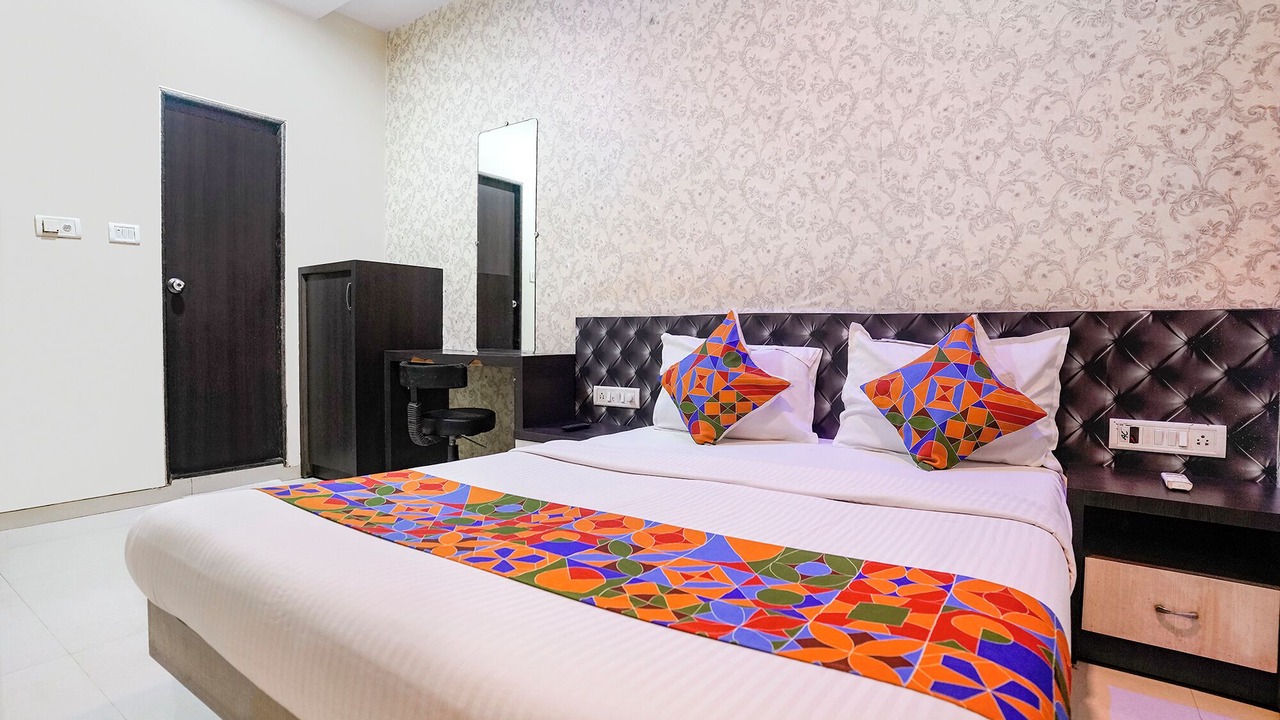 Photo of Bedroom in Kandiwali West