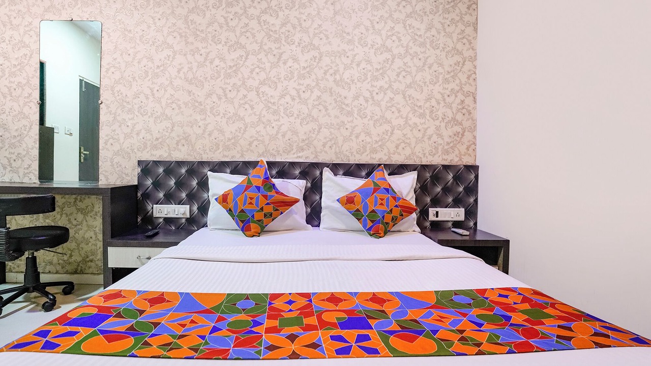 Photo of Bedroom in Kandiwali West