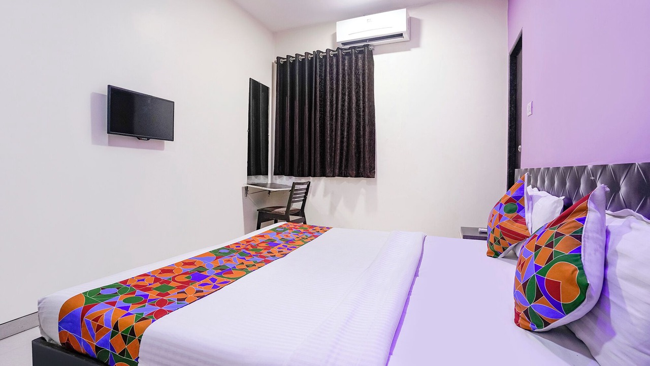 Photo of Bedroom in Kandiwali West