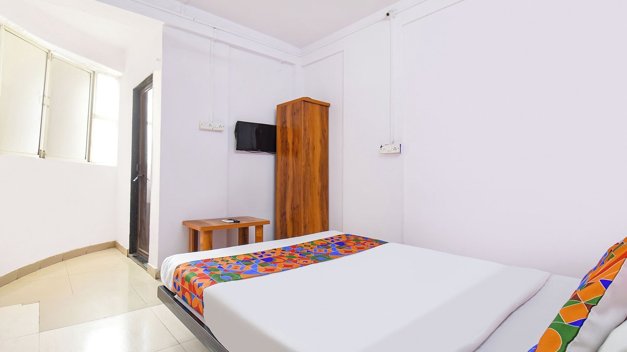 Photo of Bedroom in Hadapsar