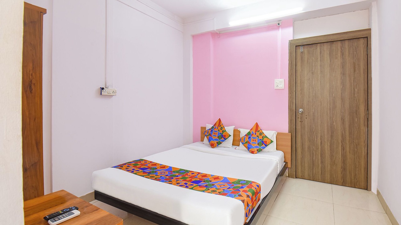 Photo of Bedroom in Hadapsar