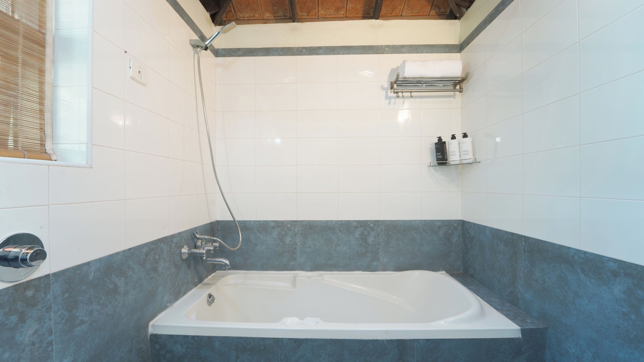 Photo of Bathroom in Muhamma