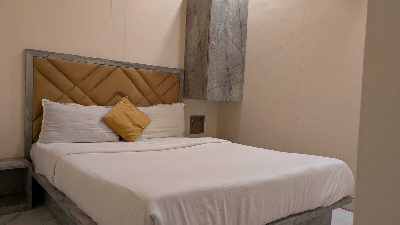 Photo of Bedroom in Kurla West