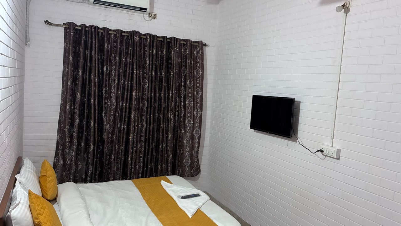 Photo of Bedroom in Navi Mumbai