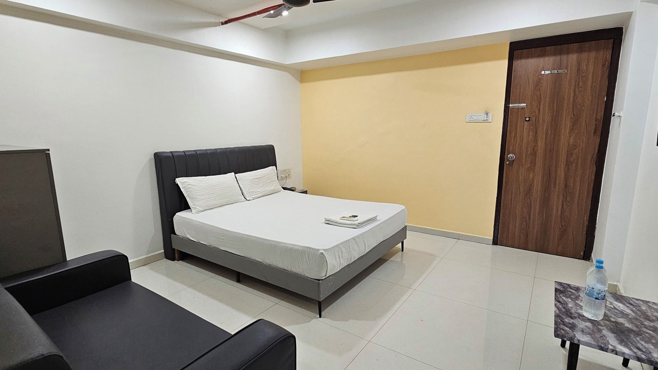 Photo of Bedroom in Surat