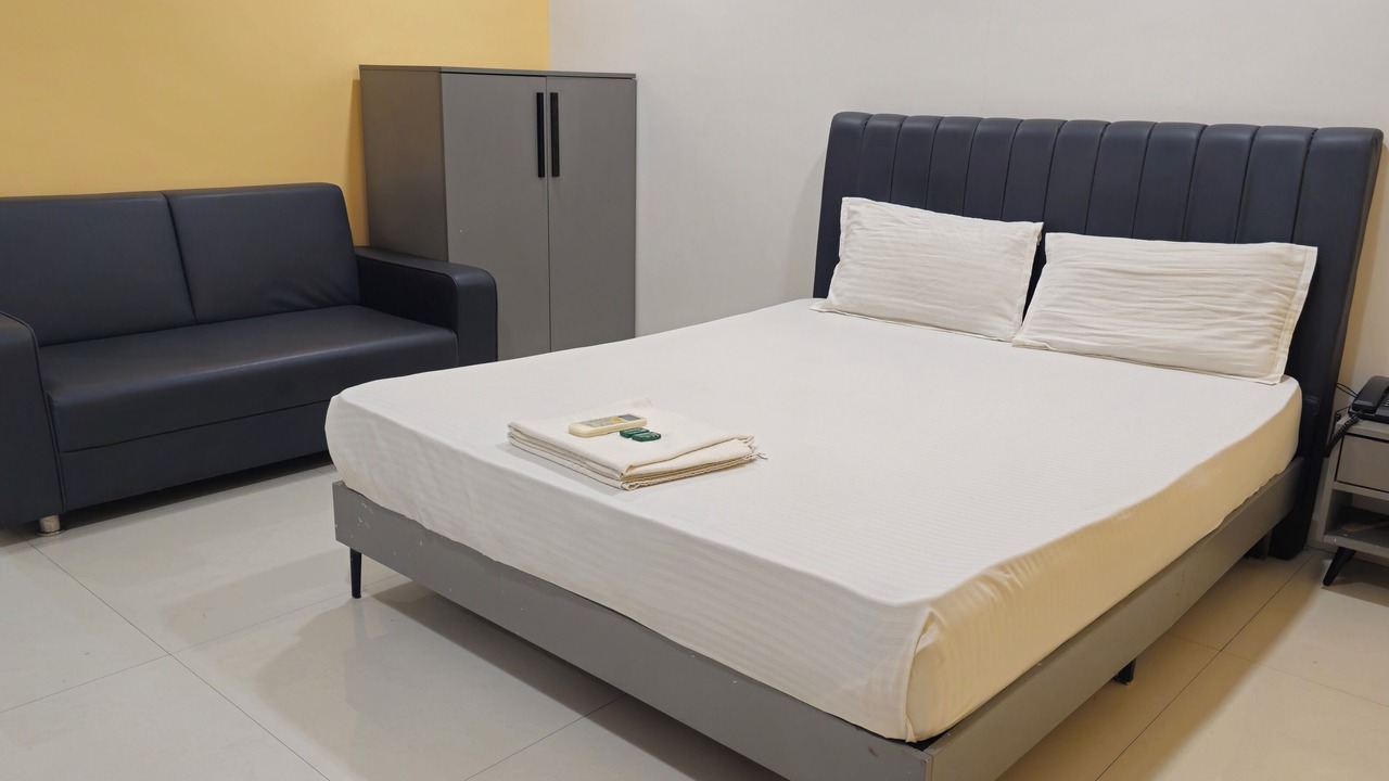 Photo of Bedroom in Surat