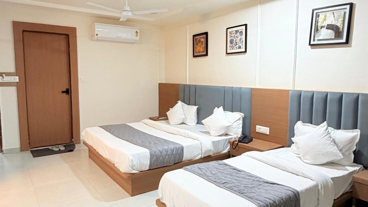 Photo of Bedroom in Bharuch