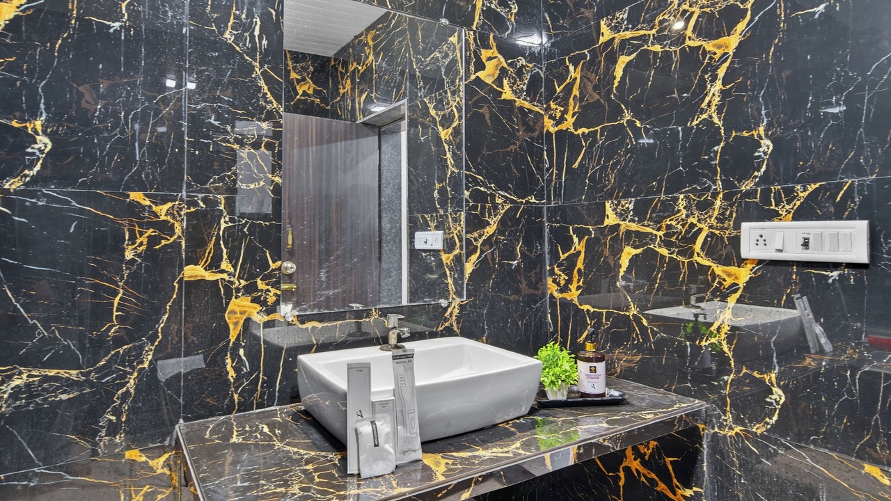 Photo of Bathroom in Arsiwalla Villa