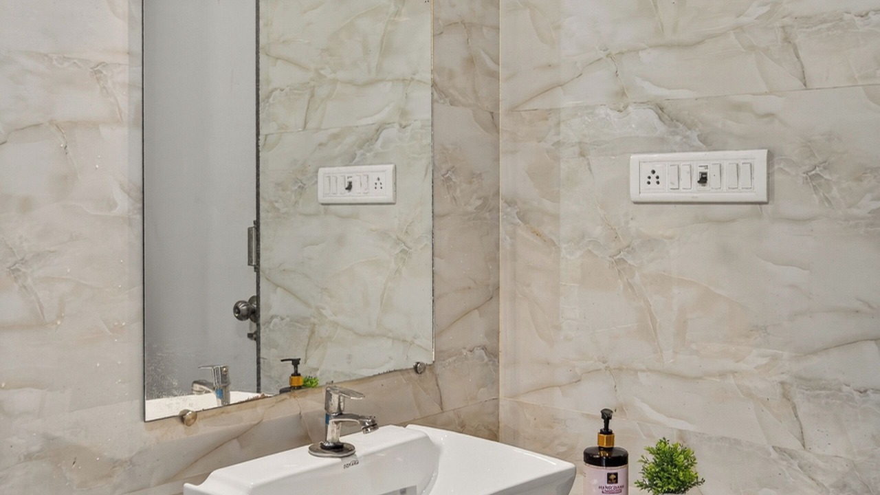 Photo of Bathroom in Arsiwalla Villa
