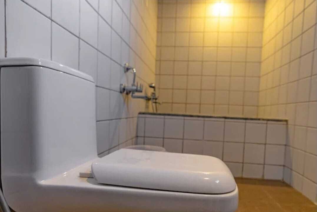 Photo of Bathroom in Tada