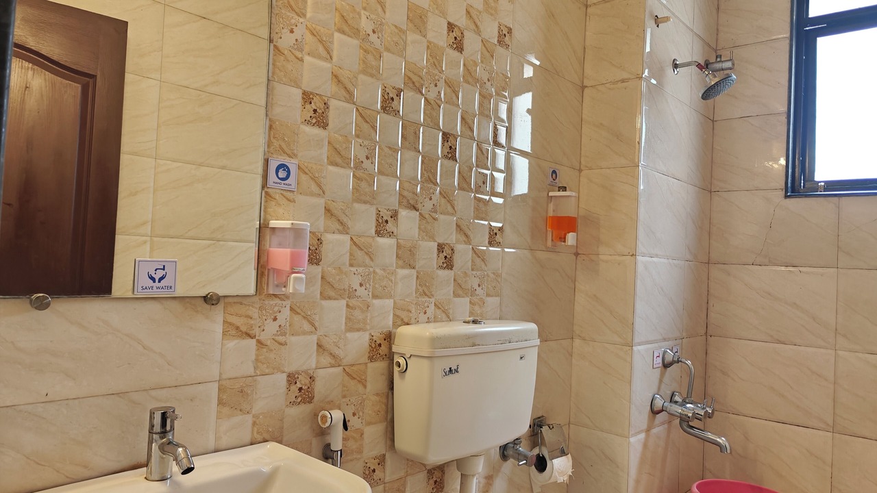 Photo of Bathroom in Sarola