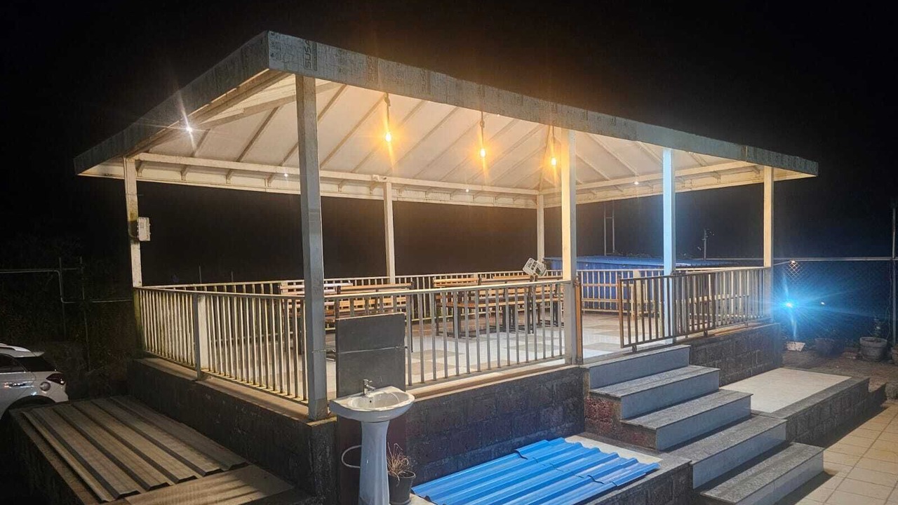 Photo of Patio Balcony in Bavda